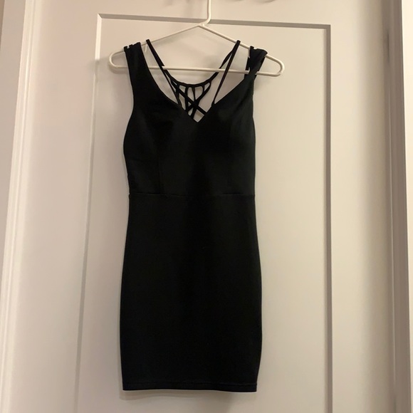 Black bodycon dress with strappy back - Picture 1 of 4